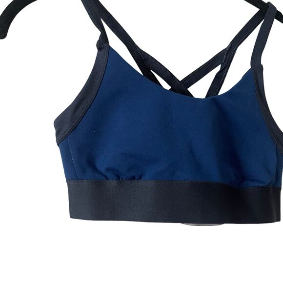 The North Face XS Sports Bra Racerback Black Dark Blue Workout Flash Dry - Picture 4 of 6